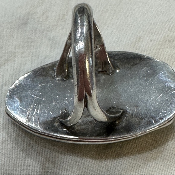 Natural Green Cabochon Stone Set in Sterling Silver Ring Size 6.5 EUC - Picture 4 of 5